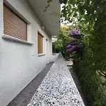 Sara 苏佩塔斯卡德拉加