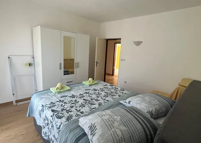Apartament Sara