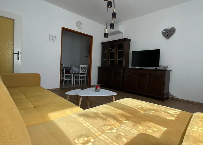 Sara Apartament